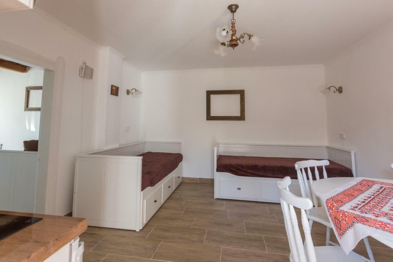 Gadoros Vendeghaz Hotel Egerszalók Buitenkant foto